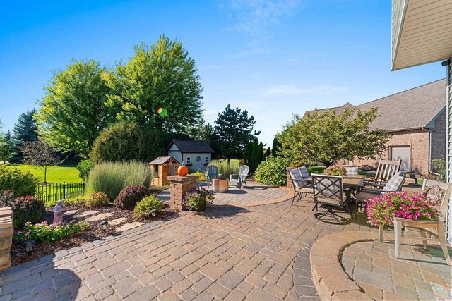 3994 THREE PENNY COURT, De Pere, WI 54115