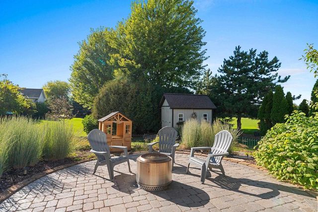 3994 THREE PENNY COURT, De Pere, WI 54115