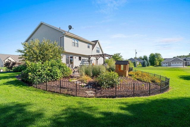 3994 THREE PENNY COURT, De Pere, WI 54115