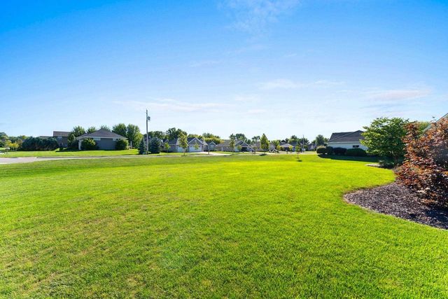 3994 THREE PENNY COURT, De Pere, WI 54115