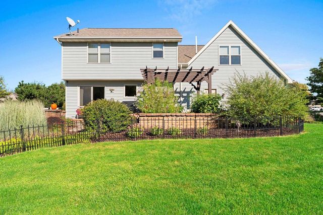 3994 THREE PENNY COURT, De Pere, WI 54115