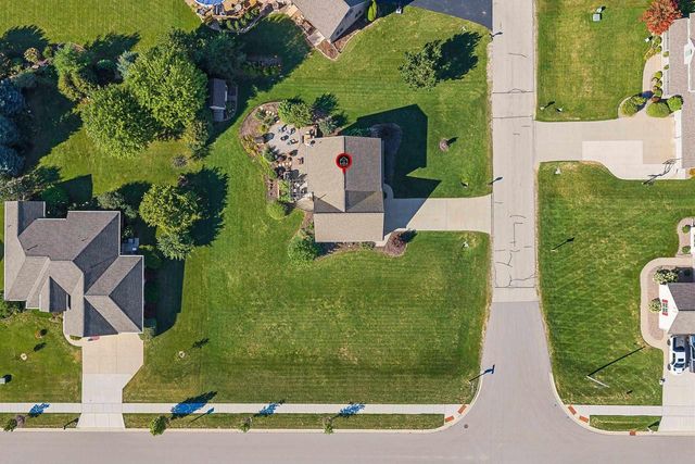 3994 THREE PENNY COURT, De Pere, WI 54115