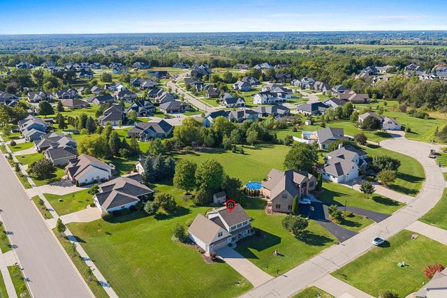 3994 THREE PENNY COURT, De Pere, WI 54115