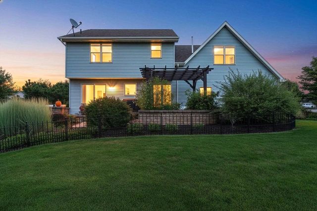 3994 THREE PENNY COURT, De Pere, WI 54115