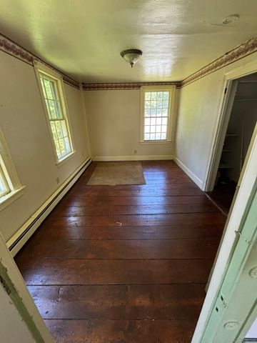129 West Main Street, Clinton, CT 06413