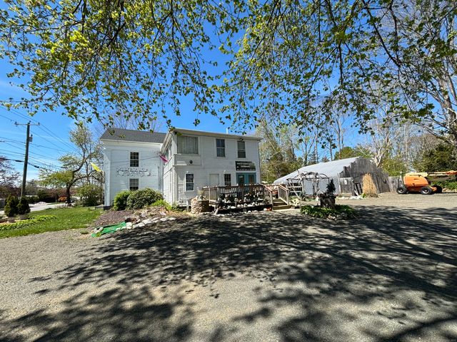 129 West Main Street, Clinton, CT 06413