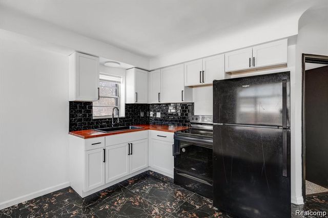 13144 Plymouth Road, Detroit, MI 48227