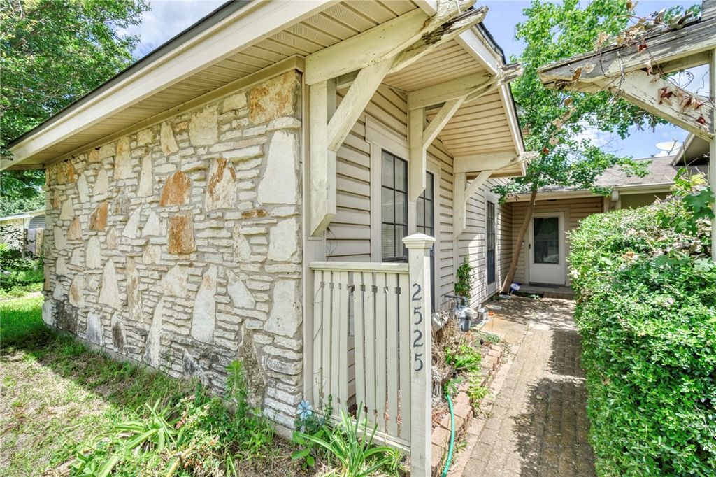 2525 LONGMIRE DRIVE, College Station, TX 77845 — photo 2