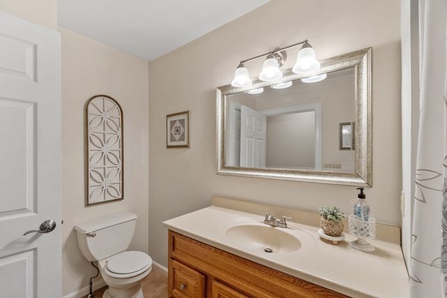 17 Teddy Road, Worcester, MA 01603