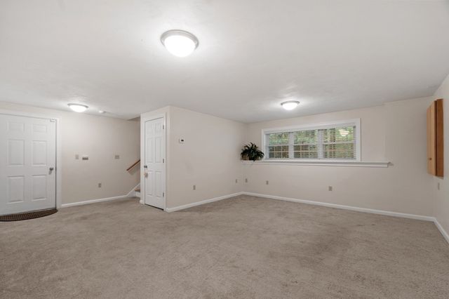 17 Teddy Road, Worcester, MA 01603