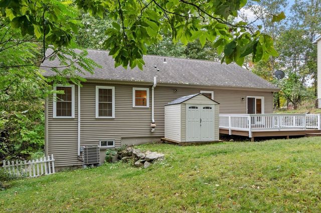 17 Teddy Road, Worcester, MA 01603