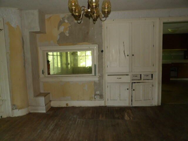 209 E High Street, Union City, MI 49094