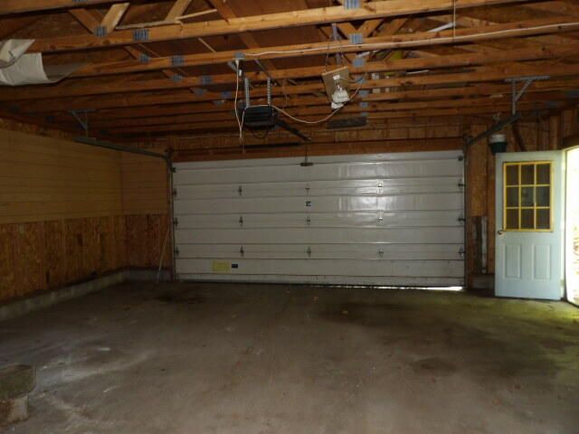 209 E High Street, Union City, MI 49094