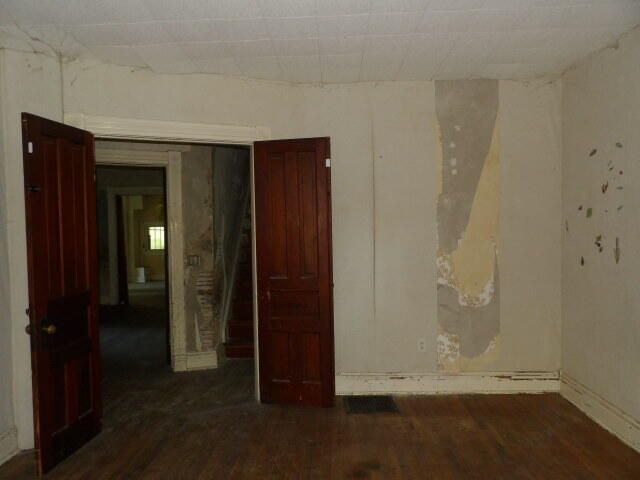 209 E High Street, Union City, MI 49094