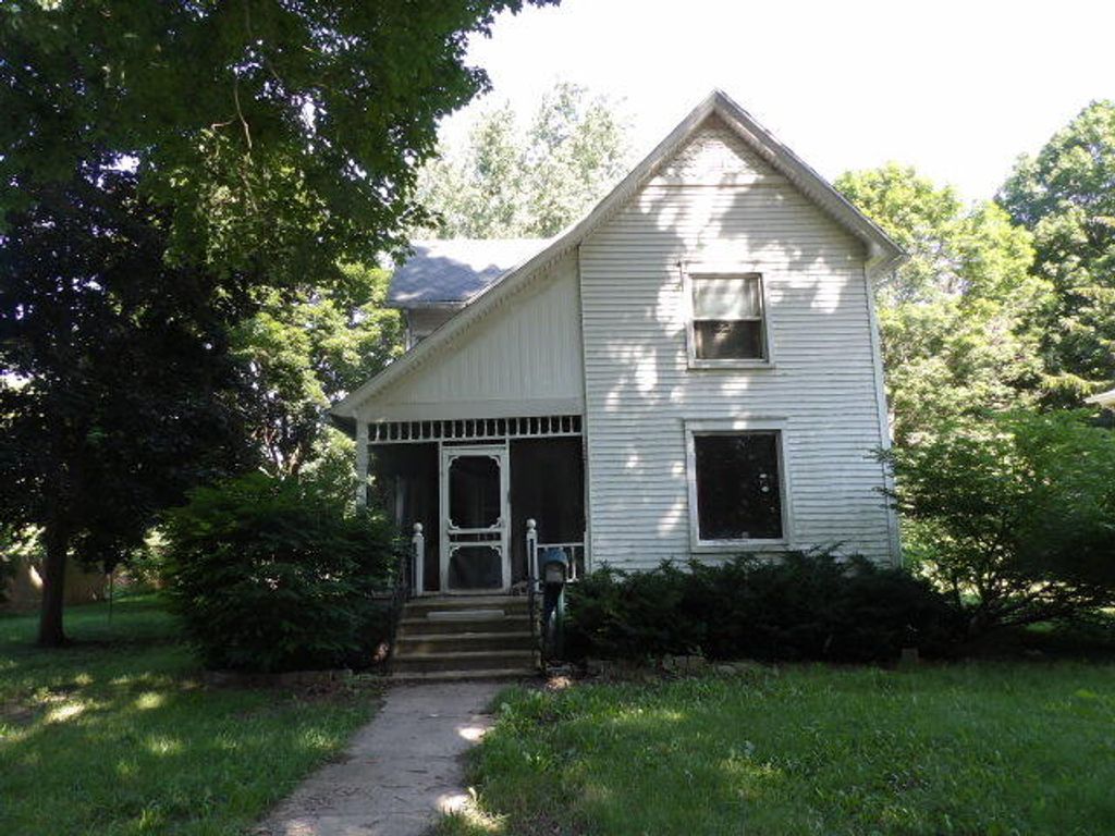 209 E High Street, Union City, MI 49094