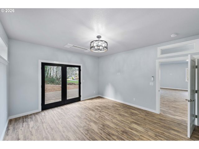 905 BELLEVUE Dr, Reedsport, OR 97467