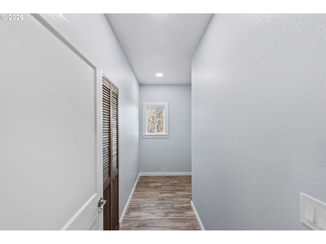 905 BELLEVUE Dr, Reedsport, OR 97467