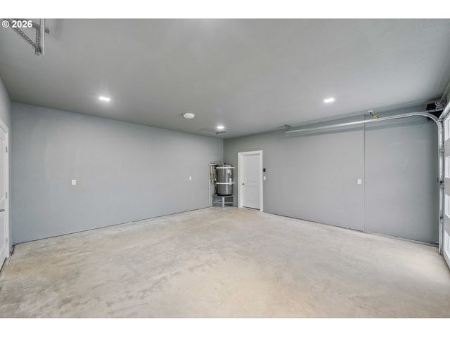 905 BELLEVUE Dr, Reedsport, OR 97467