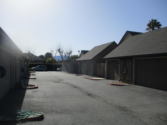 140 Gibson Drive 12, Hollister, CA 95023