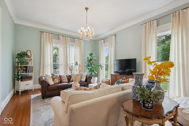 1210 16th Street, Columbus, IN 47201