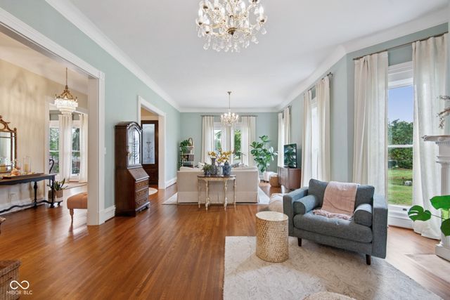 1210 16th Street, Columbus, IN 47201