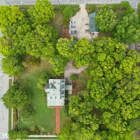 1210 16th Street, Columbus, IN 47201