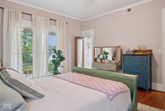 1210 16th Street, Columbus, IN 47201