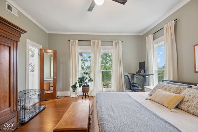 1210 16th Street, Columbus, IN 47201