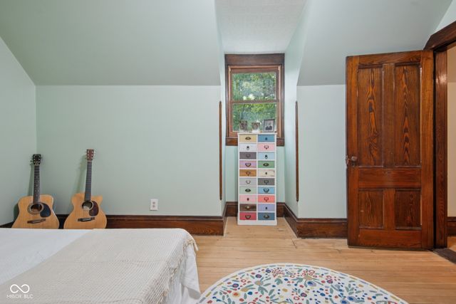 1210 16th Street, Columbus, IN 47201