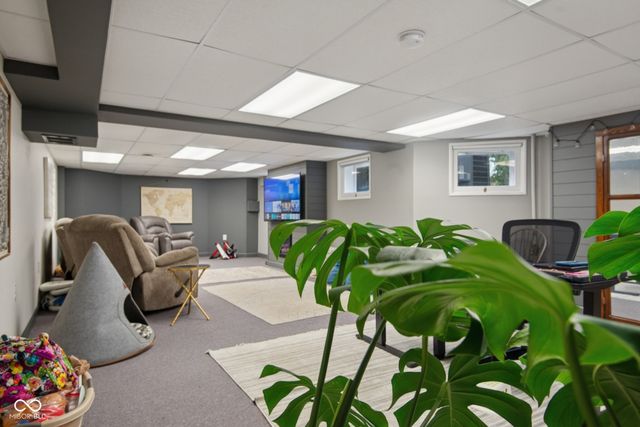 1210 16th Street, Columbus, IN 47201