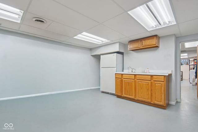 1210 16th Street, Columbus, IN 47201