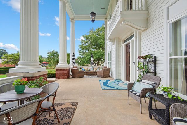 1210 16th Street, Columbus, IN 47201