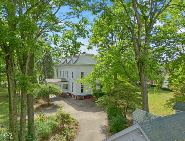 1210 16th Street, Columbus, IN 47201