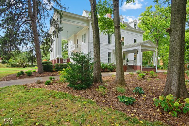 1210 16th Street, Columbus, IN 47201