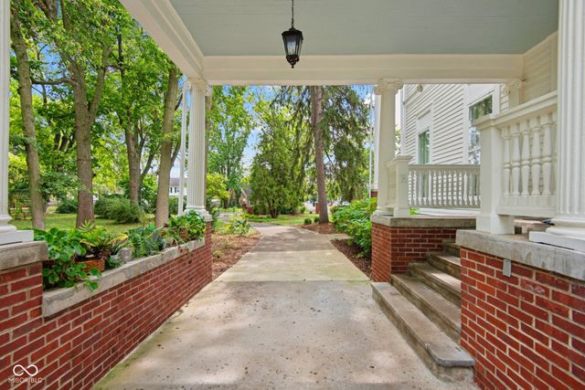 1210 16th Street, Columbus, IN 47201