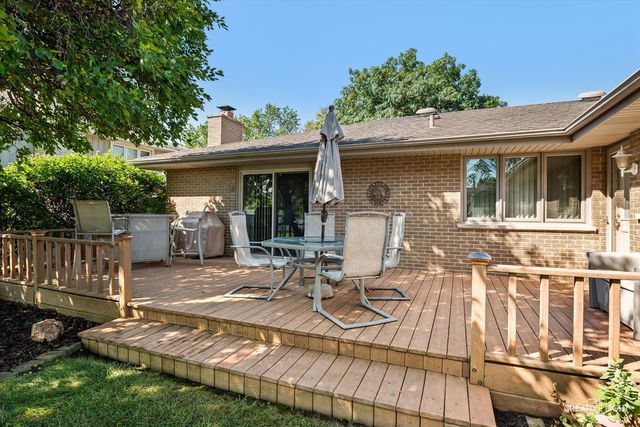15527 Larkspur Lane, Orland Park, IL 60462