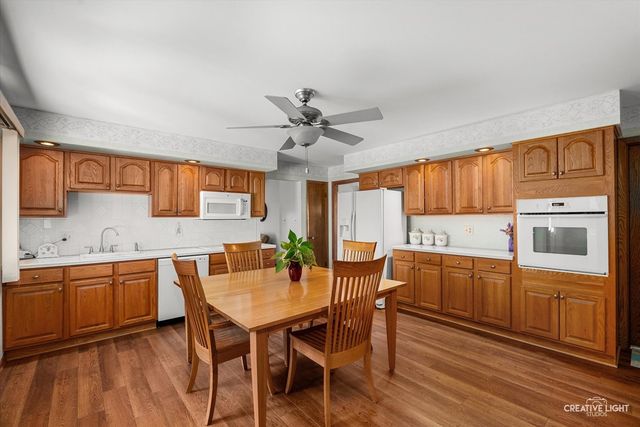 15527 Larkspur Lane, Orland Park, IL 60462