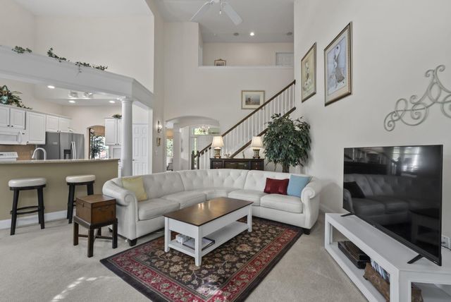 5525 Chelsea Park Drive, Dublin, OH 43016