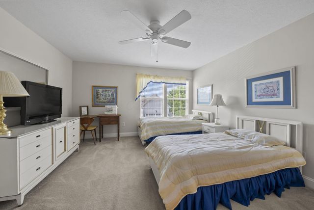 5525 Chelsea Park Drive, Dublin, OH 43016