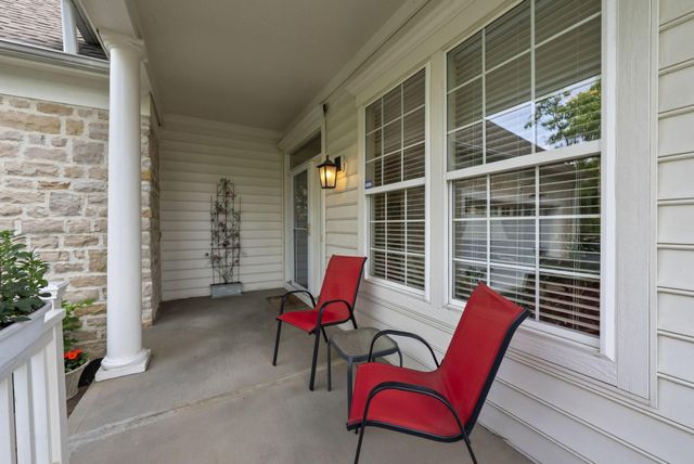 5525 Chelsea Park Drive, Dublin, OH 43016