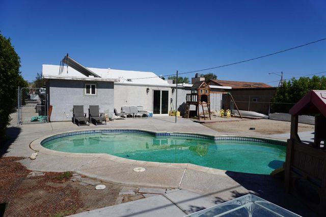 30621 Arbol Real, Thousand Palms, CA 92276