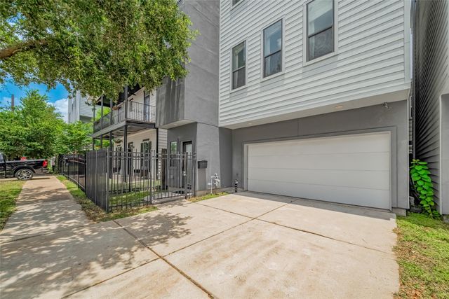 2115 Hadley Street, Houston, TX 77003