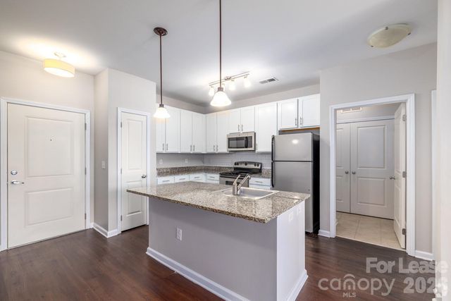 4310 Park Road 106, Charlotte, NC 28209