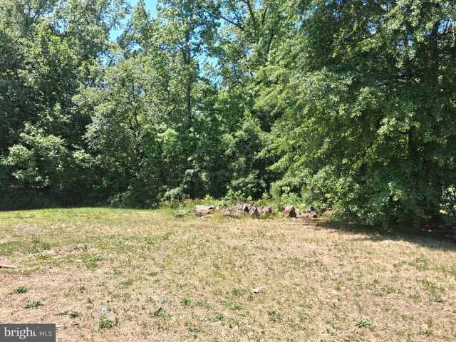 8381 HURLEYS NECK RD, Mardela Springs, MD 21837