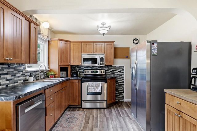 3634 Koehler DRIVE, Sheboygan, WI 53083