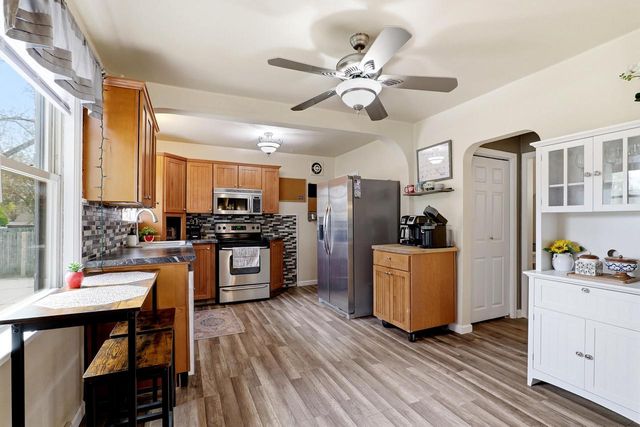 3634 Koehler DRIVE, Sheboygan, WI 53083