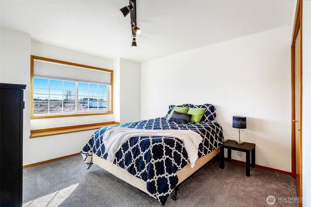 4114 Shorecrest Drive NE, Moses Lake, WA 98837