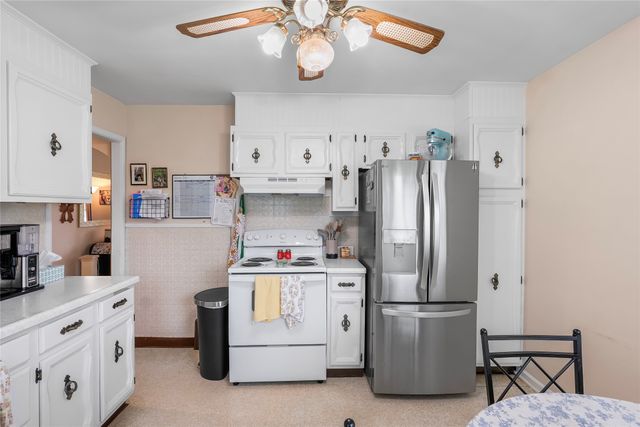 3708 OAKWOOD Street, Erie, PA 16508