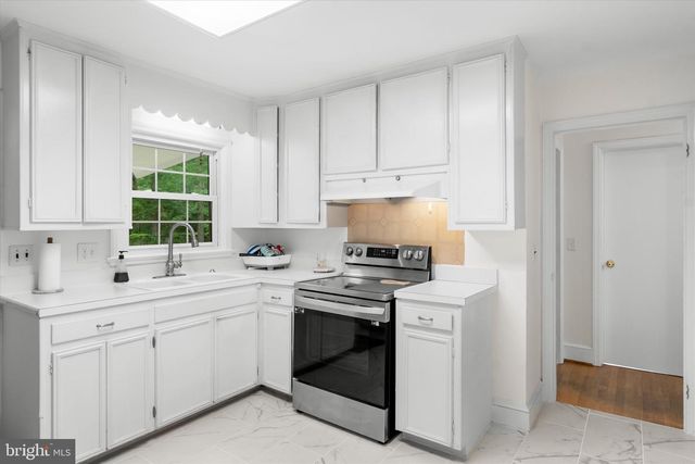 7692 JAMES MADISON HWY, Gainesville, VA 20155
