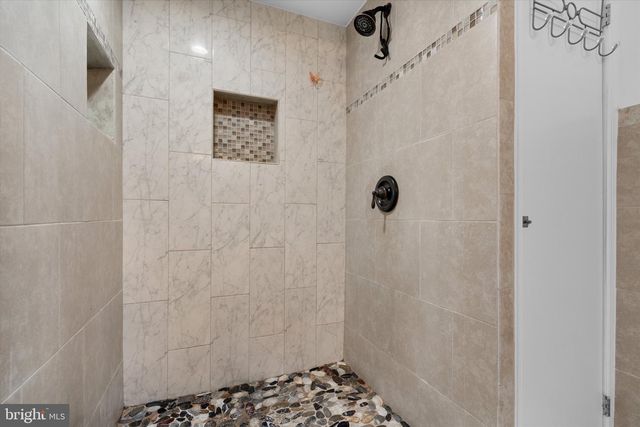 7692 JAMES MADISON HWY, Gainesville, VA 20155